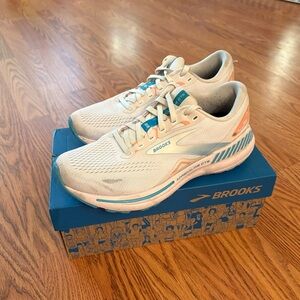 Brooks Women's Running Shoes